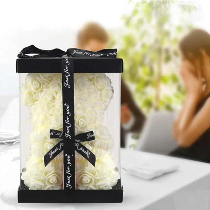 Ours en Roses Artificielles 25 cm 🧸🌹
🎁 Cadeau Romantique avec Boîte – Saint-Valentin & Anniversaire