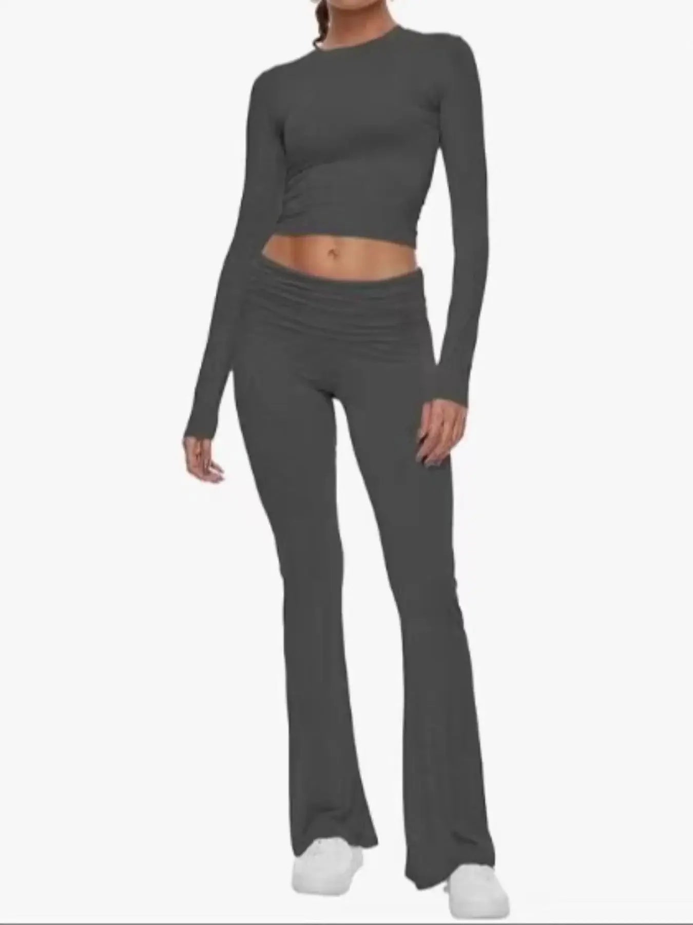 Ensemble Femme Haut de Gamme 2 Pièces – Haut Manches Longues & Pantalon Évasé Élégant
