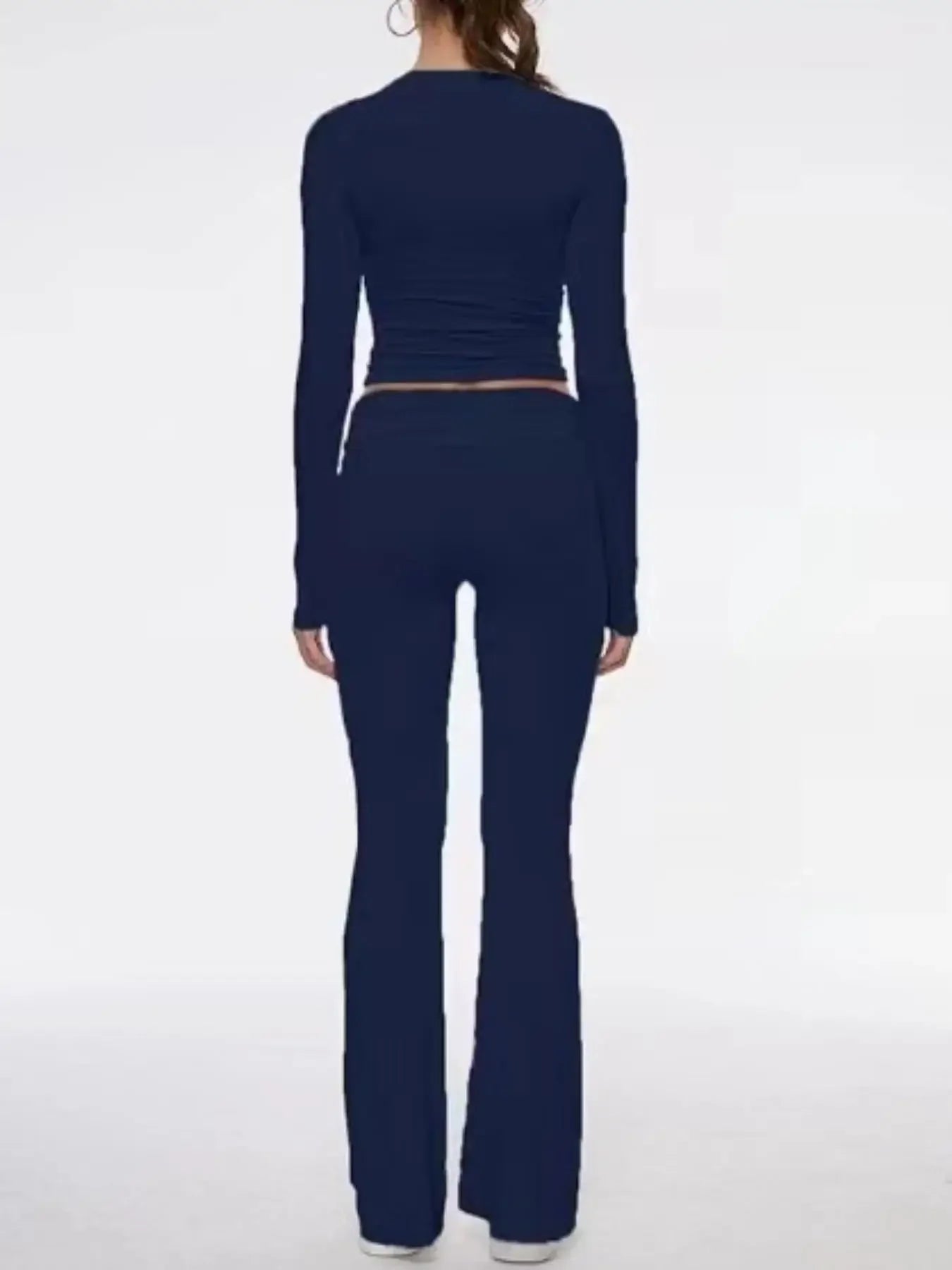 Ensemble Femme Haut de Gamme 2 Pièces – Haut Manches Longues & Pantalon Évasé Élégant